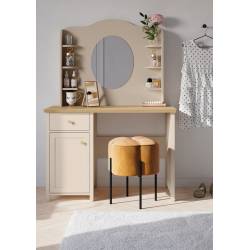 Biurko z Toaletką Story...